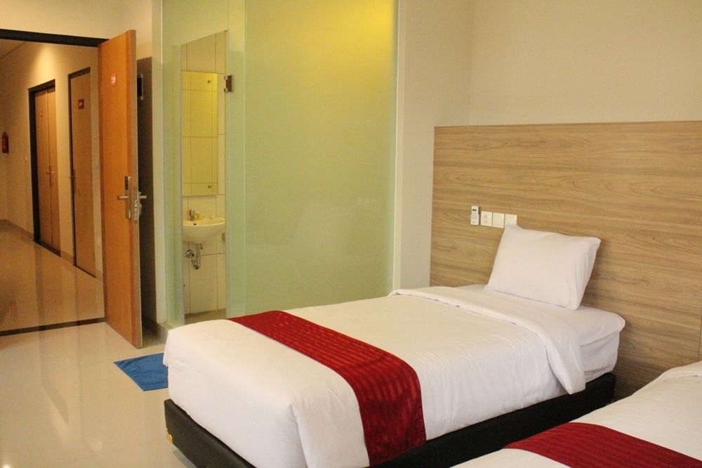 Cherry Homes Express Hotel Bandung Bagian luar foto