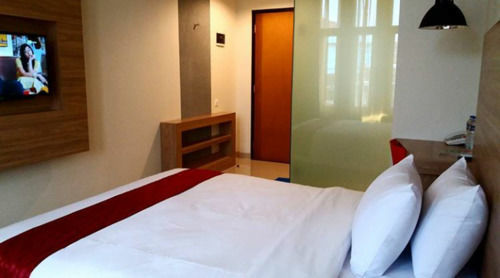 Cherry Homes Express Hotel Bandung Bagian luar foto